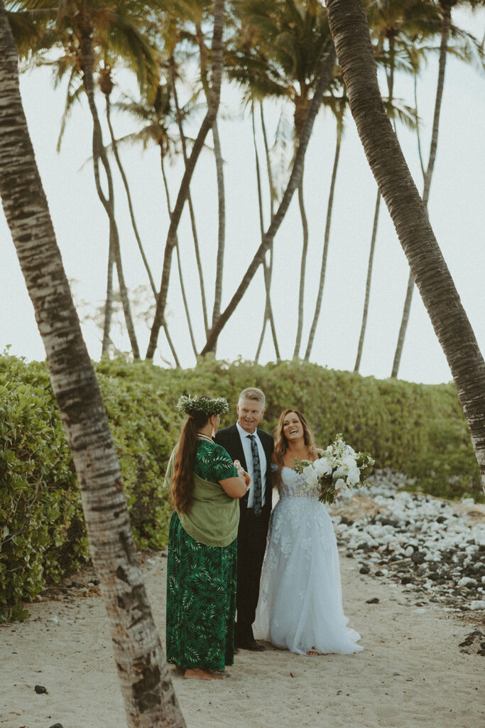 couple getting married on big island in hawaii | A Peaceful and Laid Back Big Island Hawaii Wedding