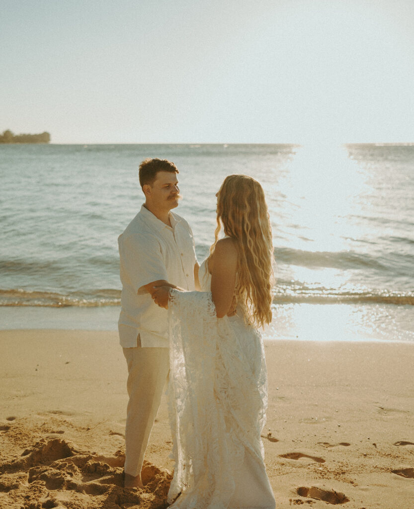 a wedding photoshoot on the beaches of hawaii
