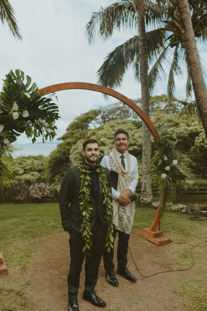 a hawaii destination wedding
