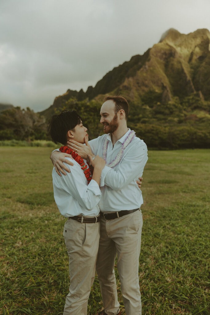 couple taking their elopement photos in hawaii
