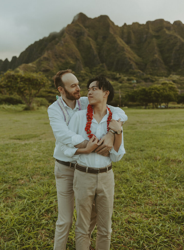 couple posing for their destination elopement photos
