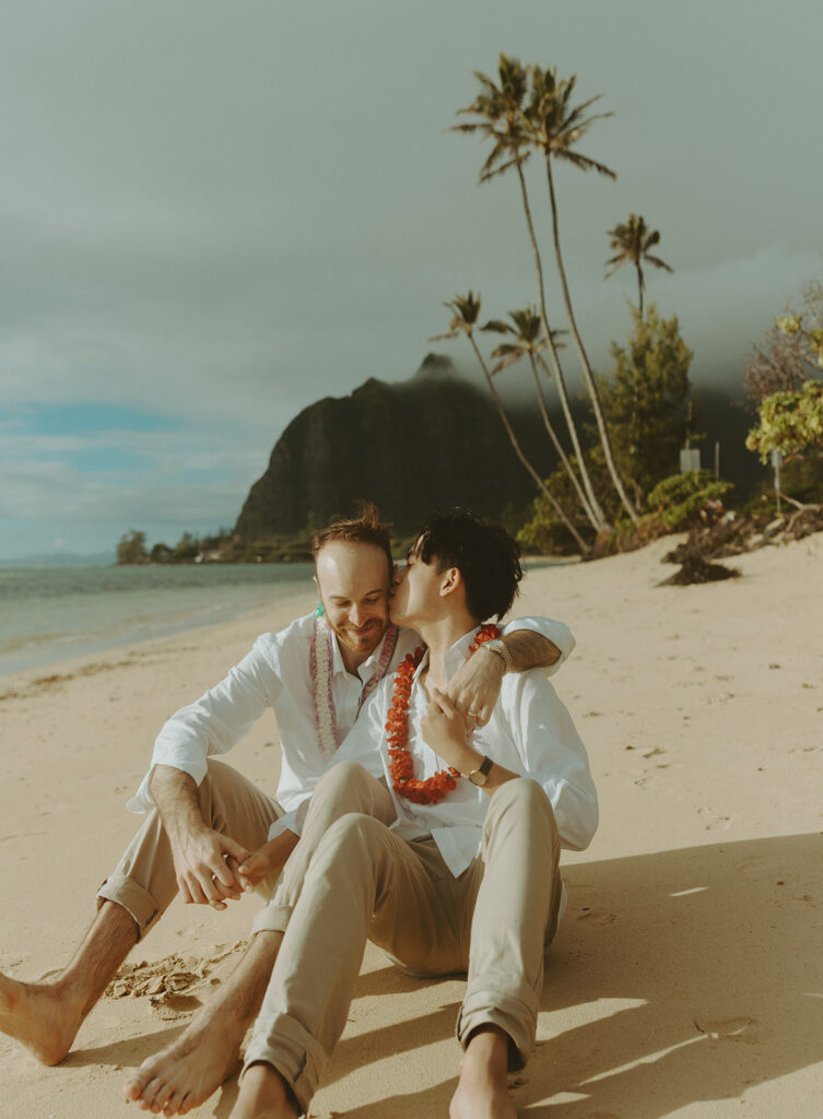 couple posing for their destination elopement photos
