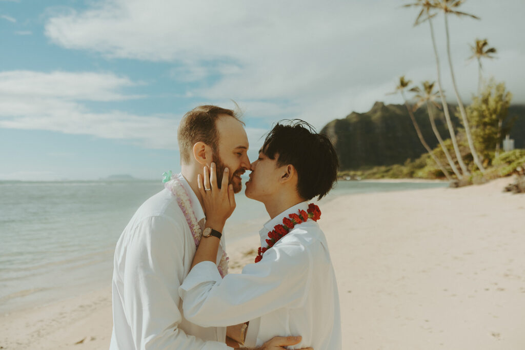 couple posing for their destination elopement photos
