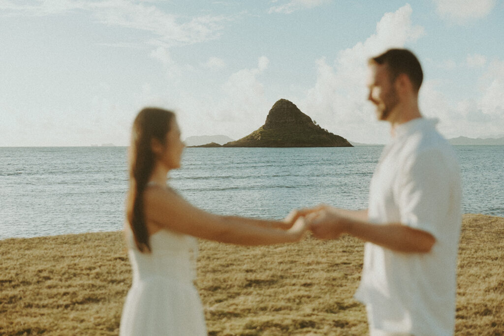 a beach engagement photoshoot in hawaii
