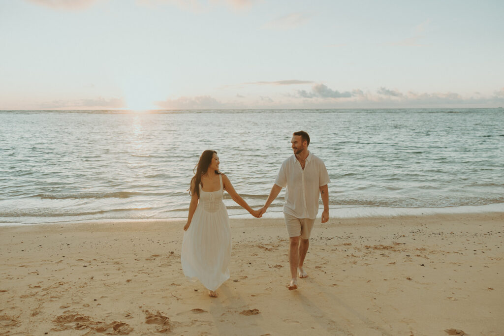 a beach engagement photoshoot in hawaii
