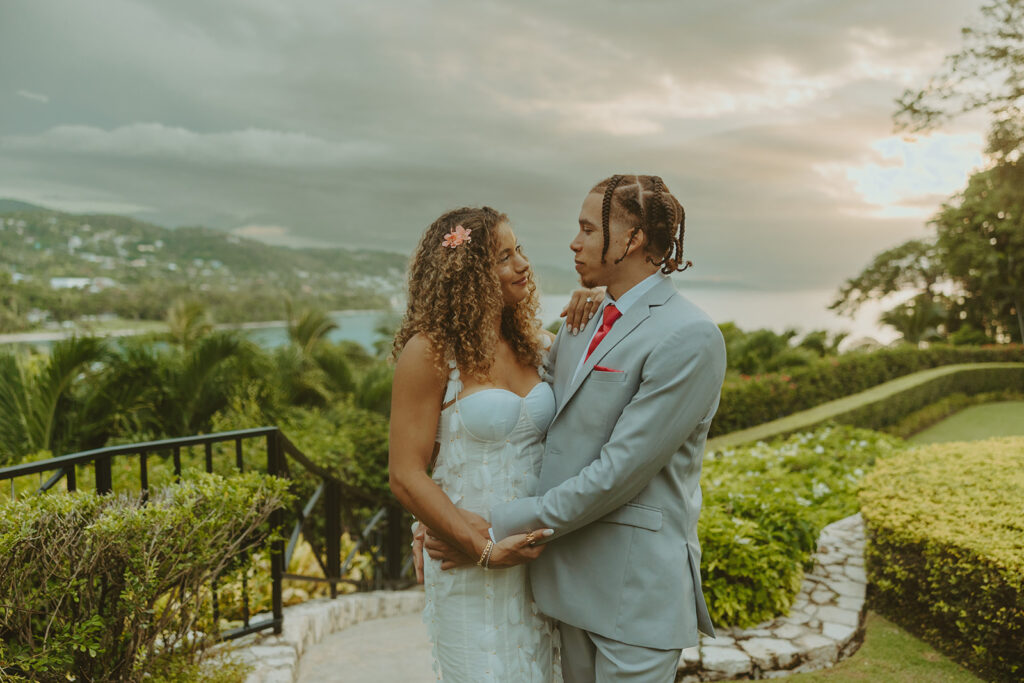 A stunning welcome party for a destination wedding in jamaica
