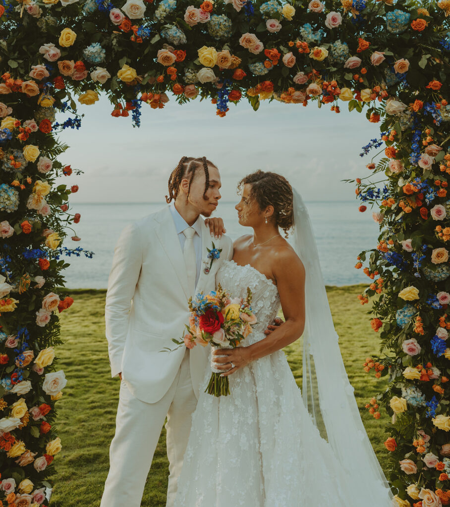 A stylish destination wedding couple captured in Jamaica’s tropical paradise
