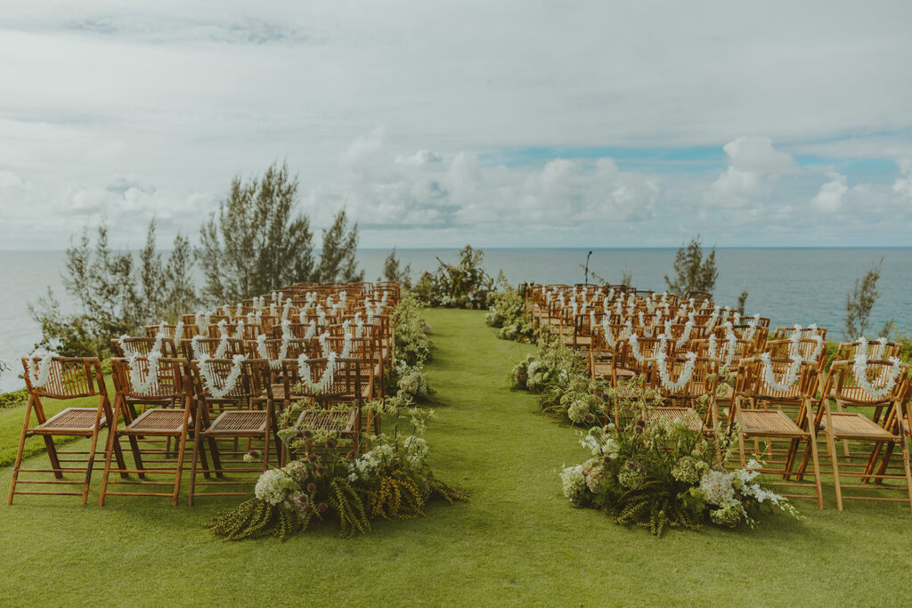 A dreamy and easygoing wedding day on the beautiful island of Kauai.
