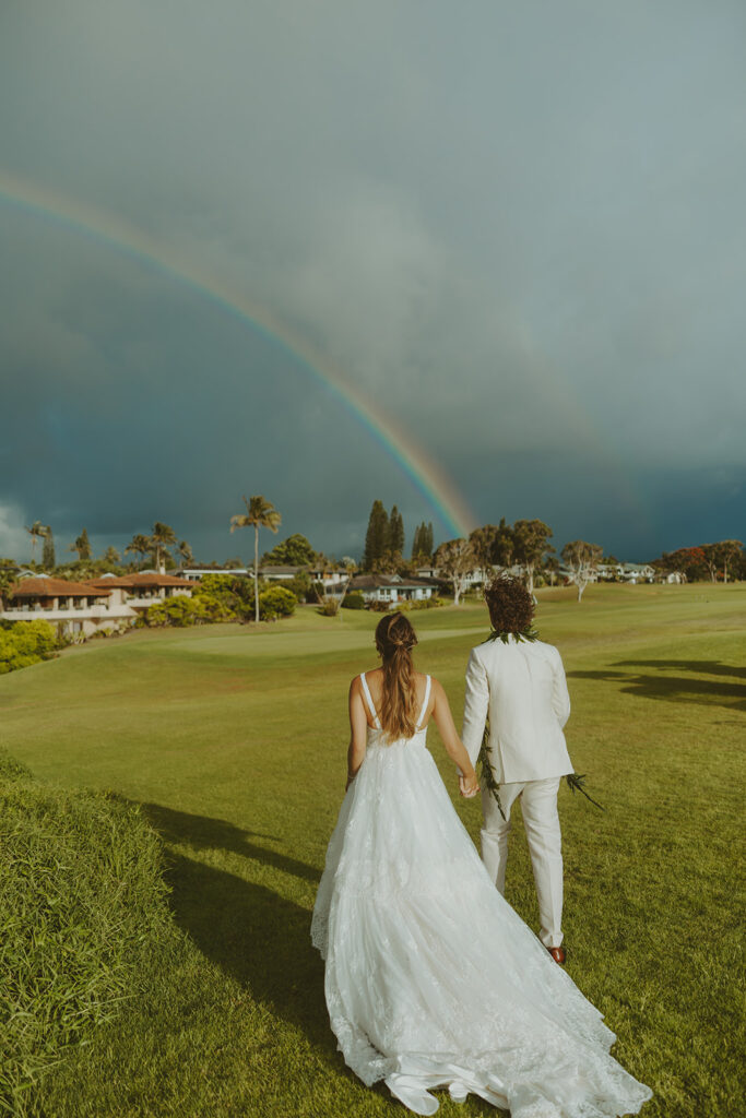 A dreamy and easygoing wedding day on the beautiful island of Kauai.
