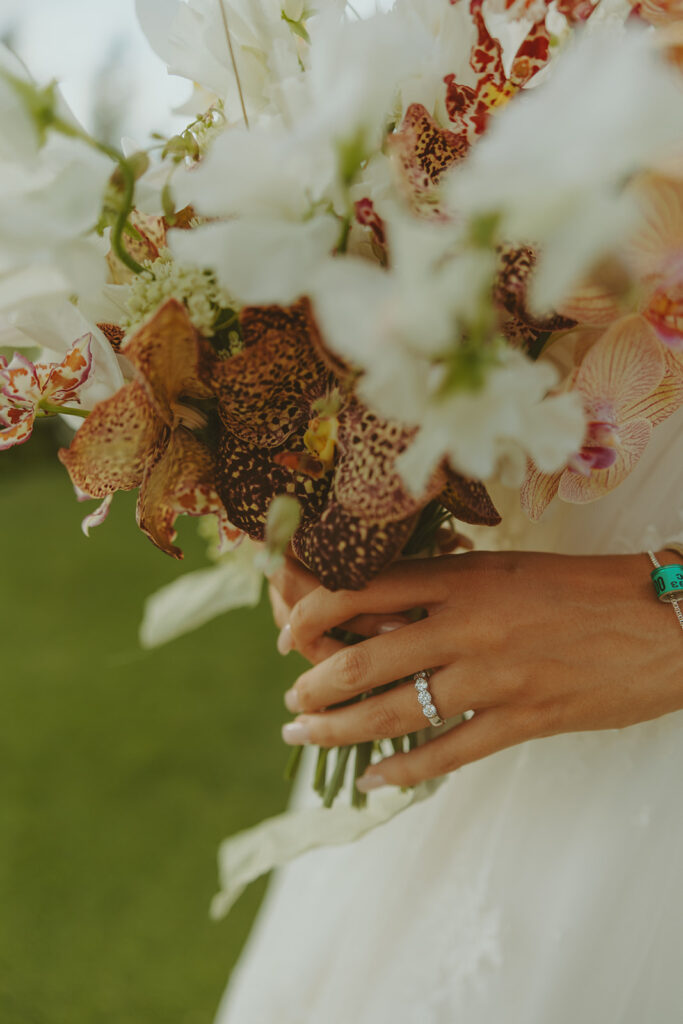 A dreamy and easygoing wedding day on the beautiful island of Kauai.
