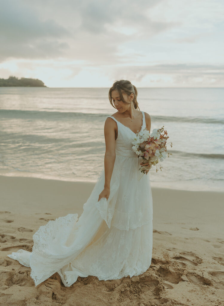 A simple yet breathtaking destination wedding celebration in Kauai.
