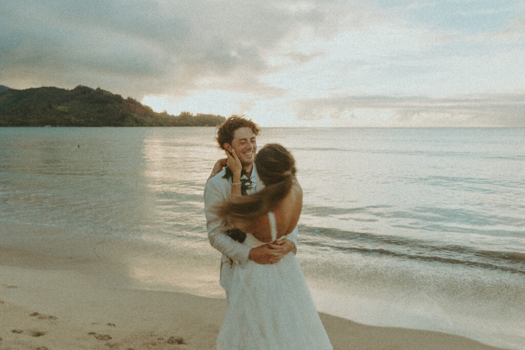 A simple yet breathtaking destination wedding celebration in Kauai.
