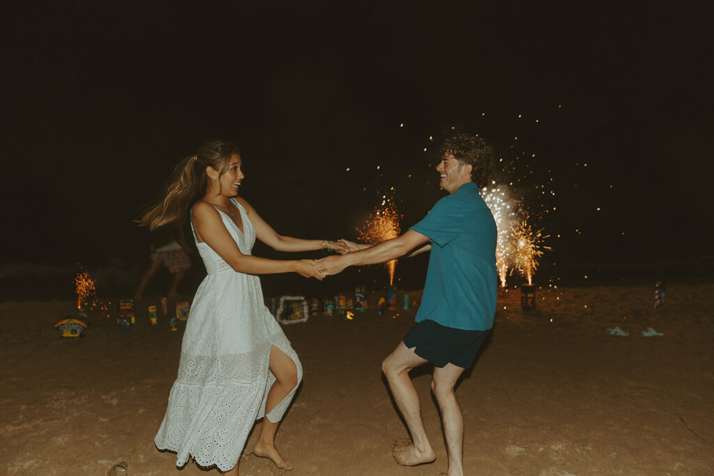 A relaxed and gorgeous destination wedding set in the stunning scenery of Kauai.
