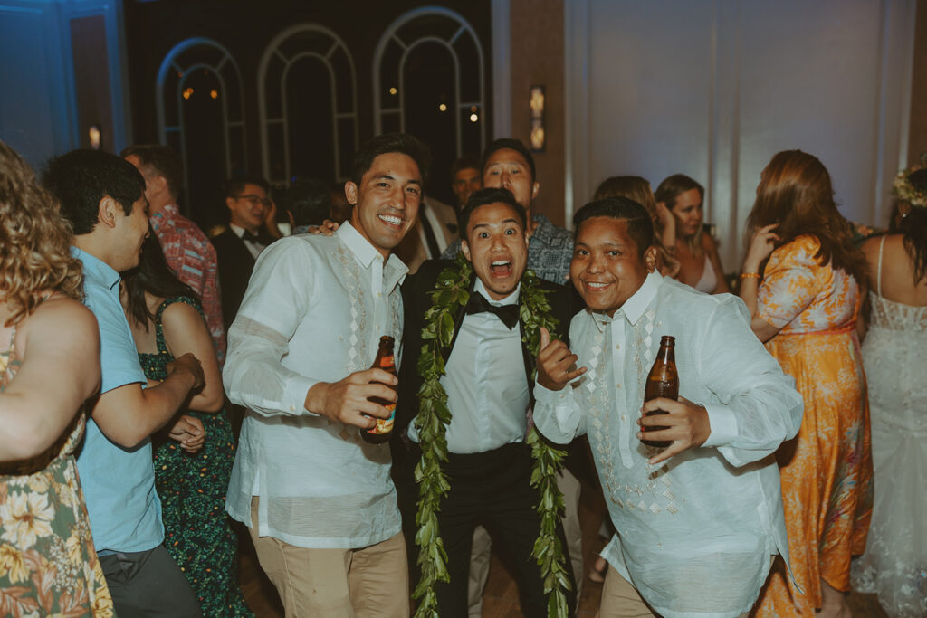 Fun wedding reception in Hawaii