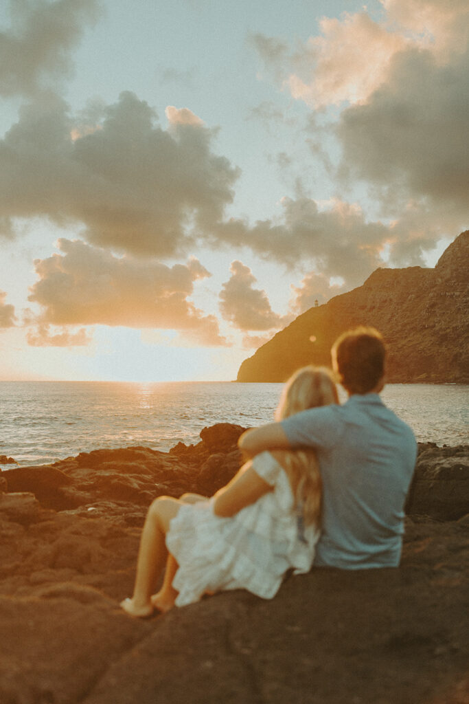 Sunrise portraits of Marlie and Wesley during their peaceful day before session.
