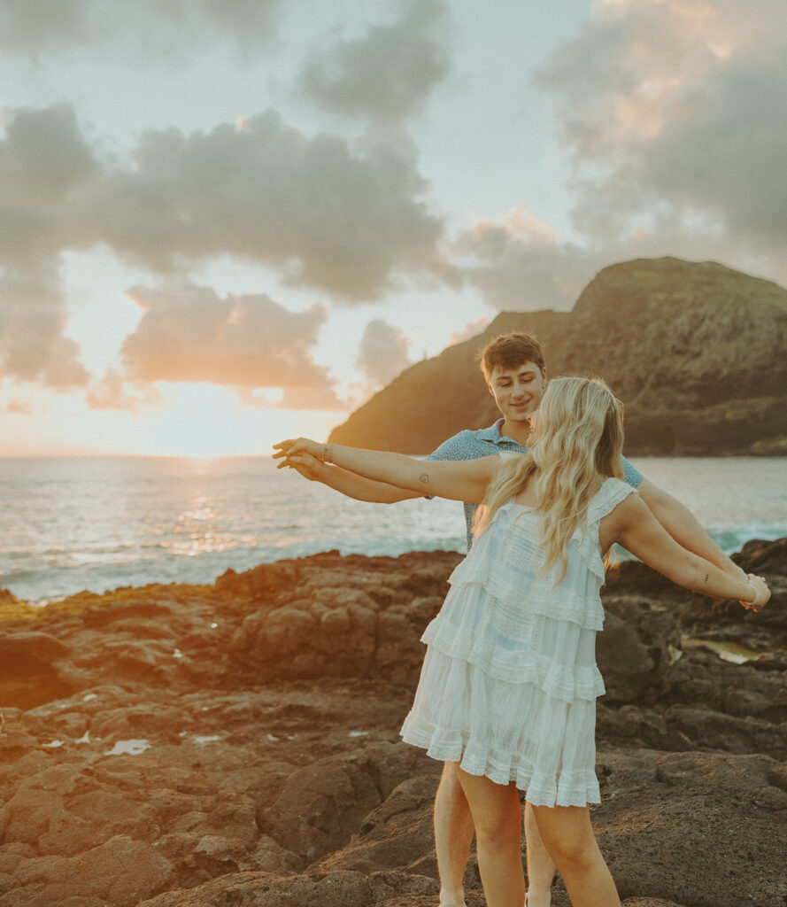 Sunrise portraits of Marlie and Wesley during their peaceful day before session.
