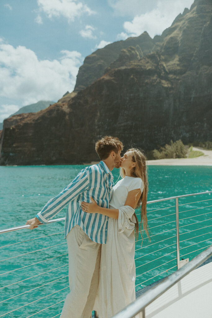 photos from a hawaii wedding photographer