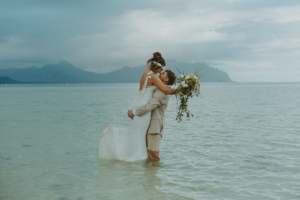 A Dreamy Kaneohe Bay Sandbar Wedding on Oahu
