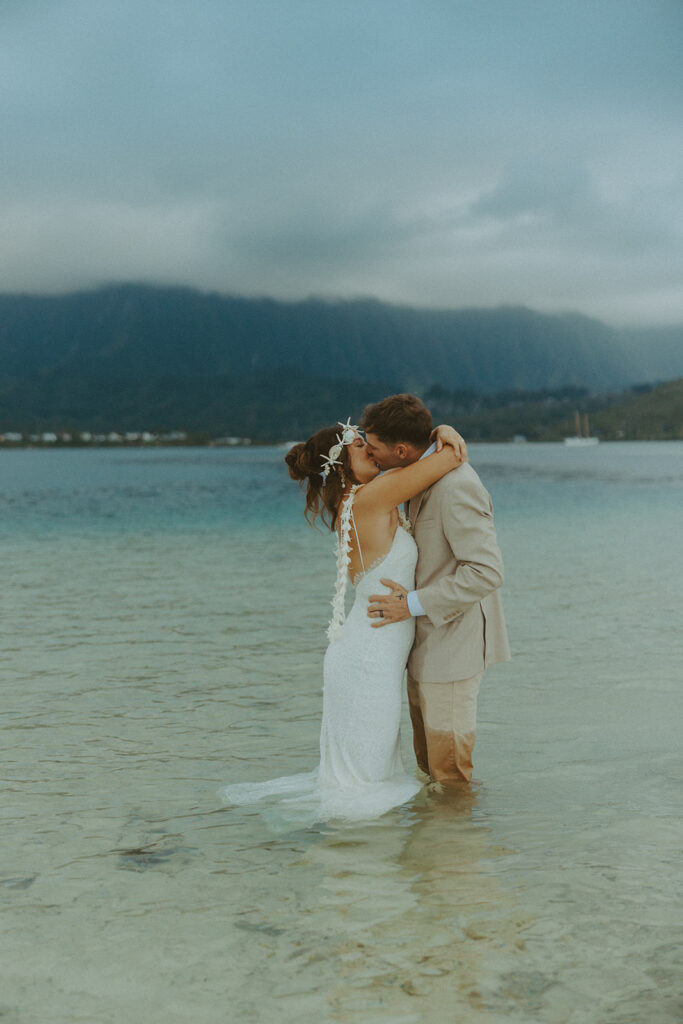 A Dreamy Kaneohe Bay Sandbar Wedding on Oahu
